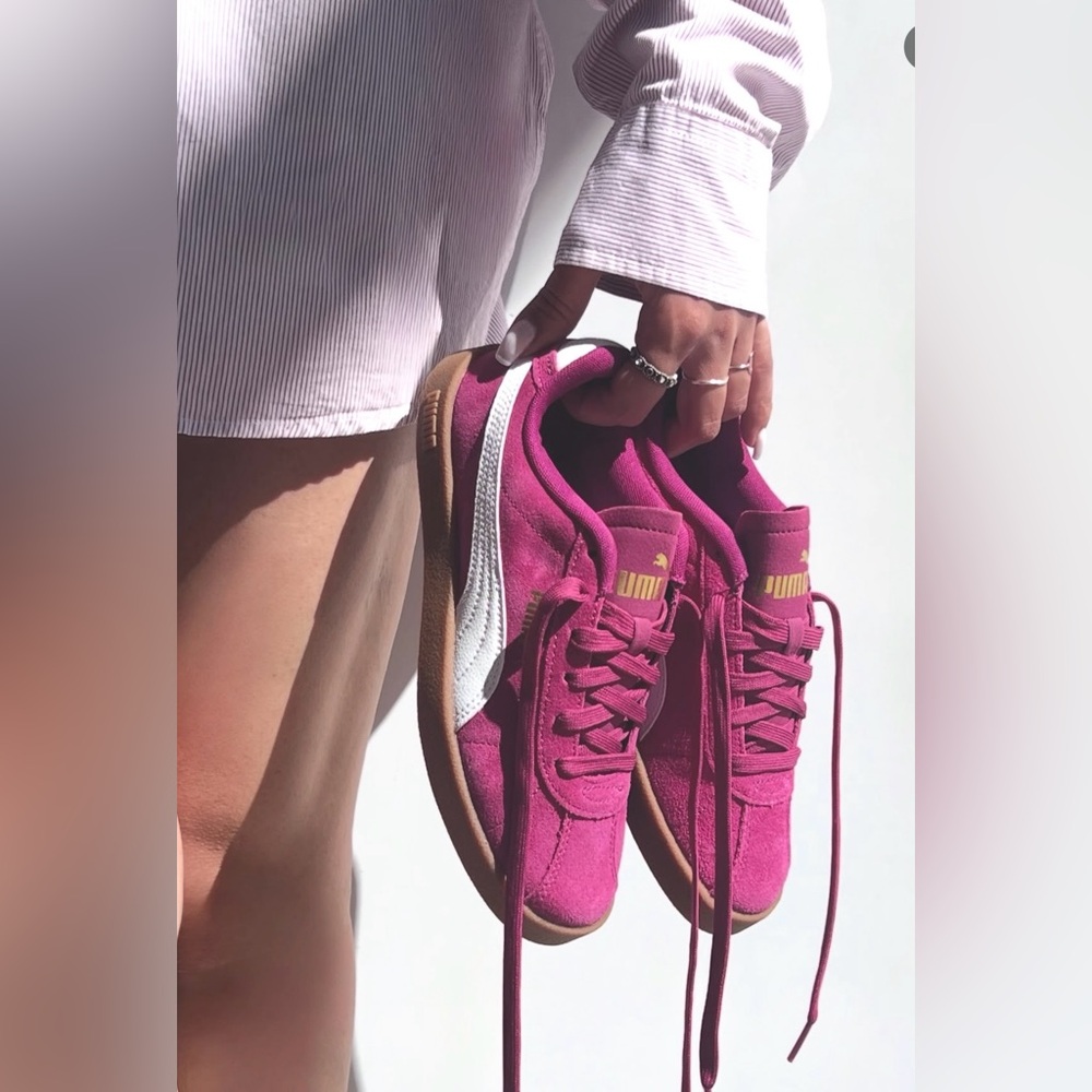 Puma Women's Sneakers - Magenta and White